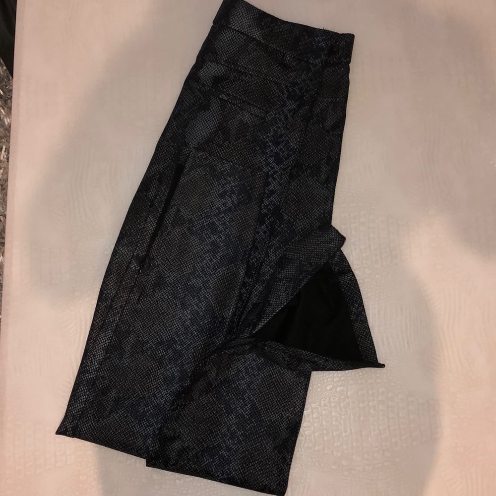 ZARA Snakeprint Legging Pant